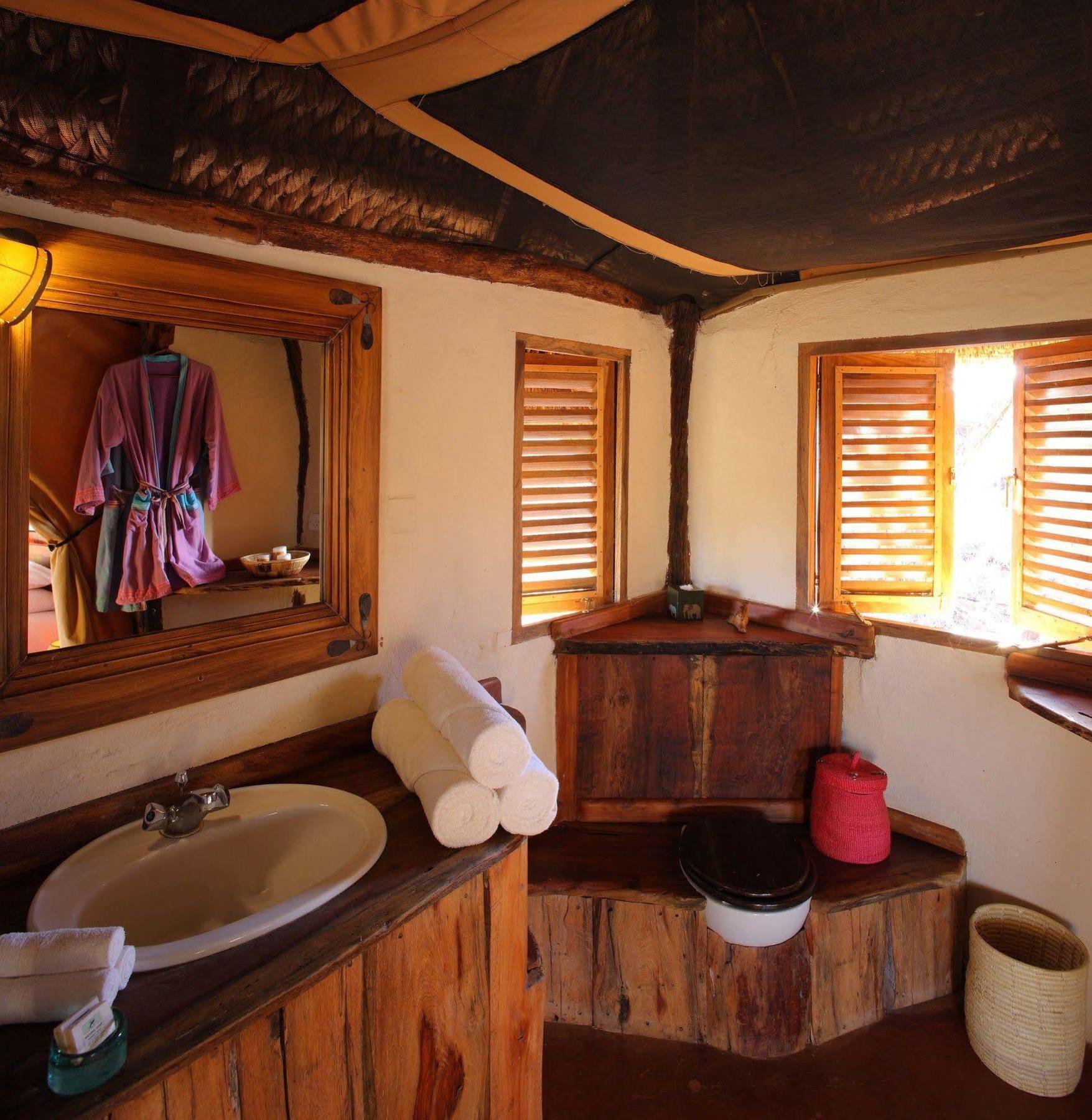Elewana Lewa Safari Camp Hotel Timau Eksteriør billede